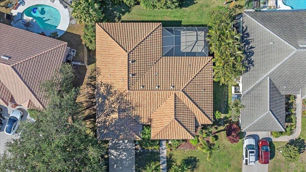 4978 CEDAR OAK WAY