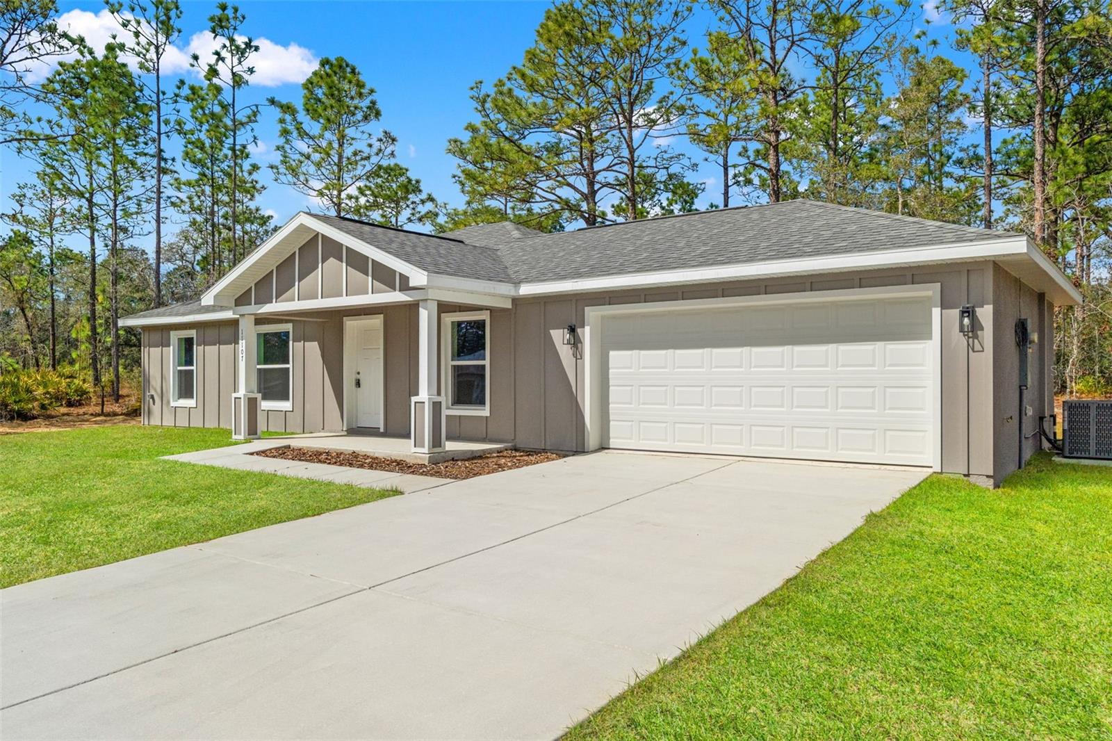 ROYAL HIGHLANDS - Residential