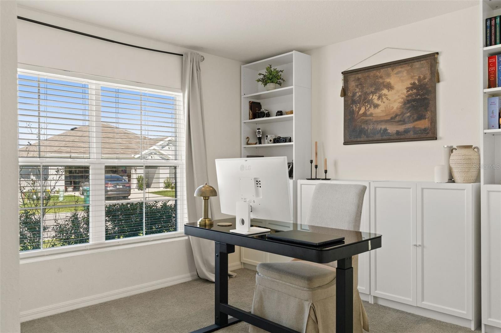 TRIUMPH SOUTH PH 1 - Residential