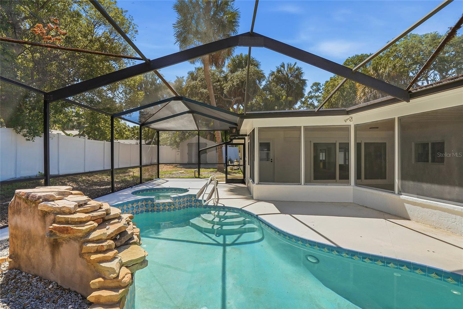 7213 JASMIN DRIVE