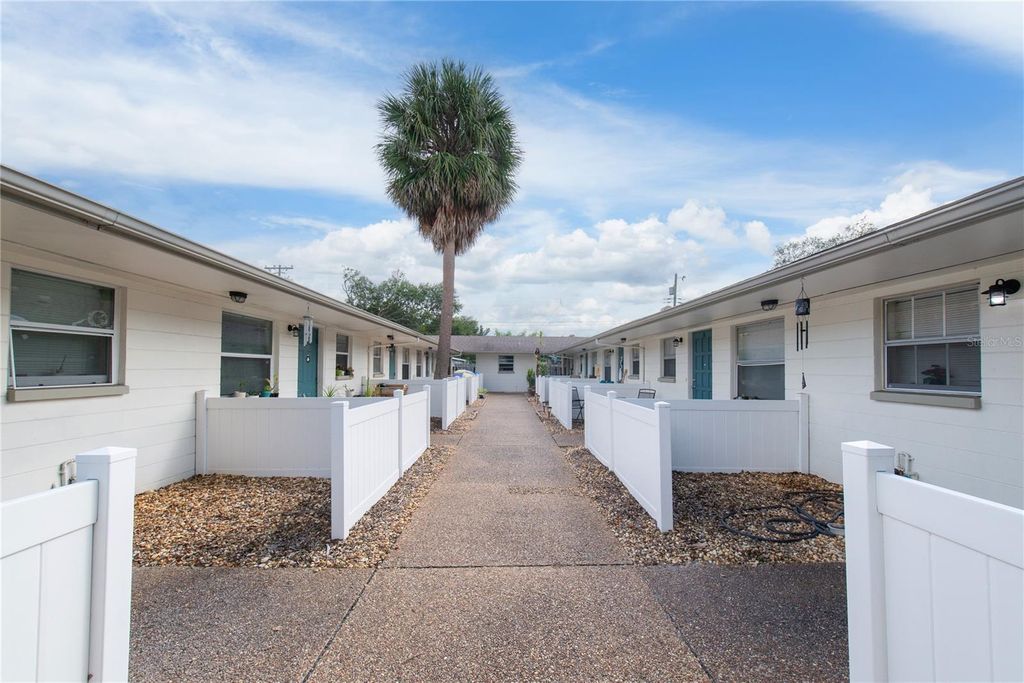 Photo of 500 75th Avenue N, St Petersburg, FL 33702 (MLS # TB8438263)