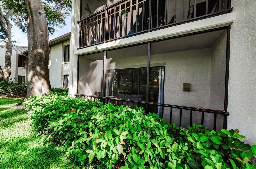 Photo of 2575 Pine Ridge Way S #E1, Palm Harbor, FL 34684 (MLS # TB8532803)