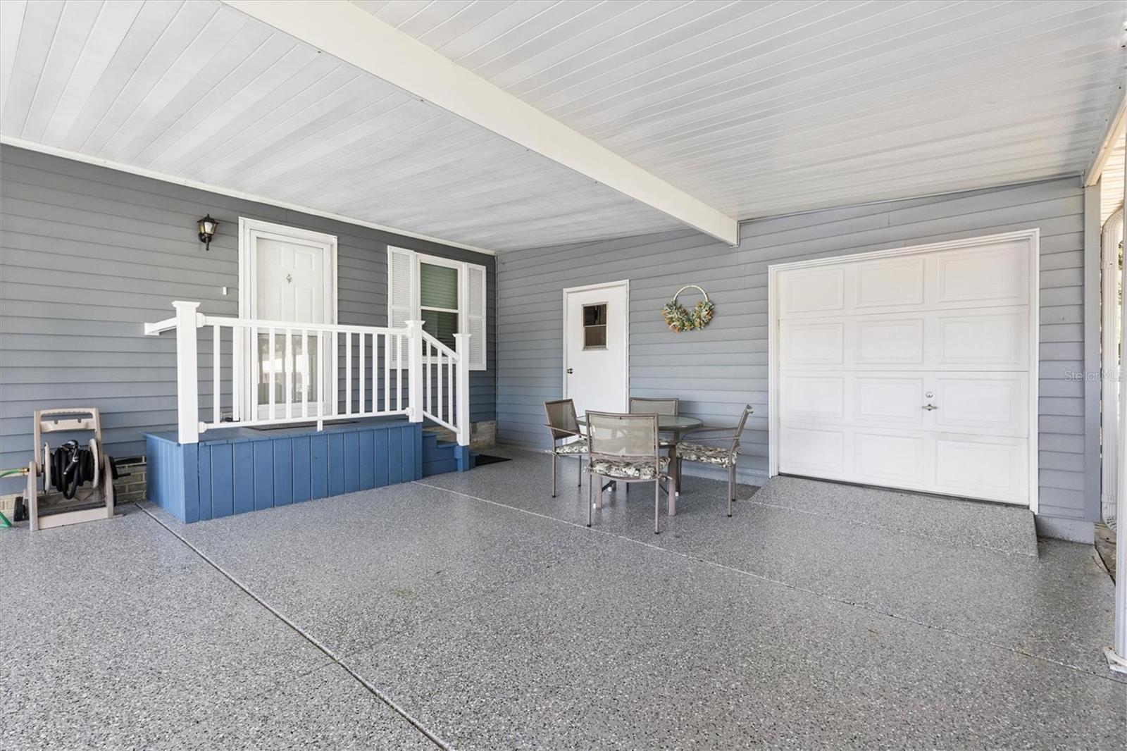 1228 PALMETTO DRIVE
