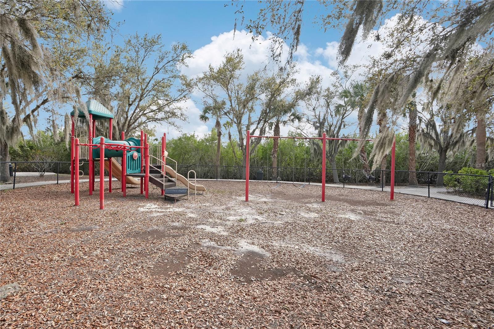 WATERLEFE GOLF AND RIVER CLUB - Residential