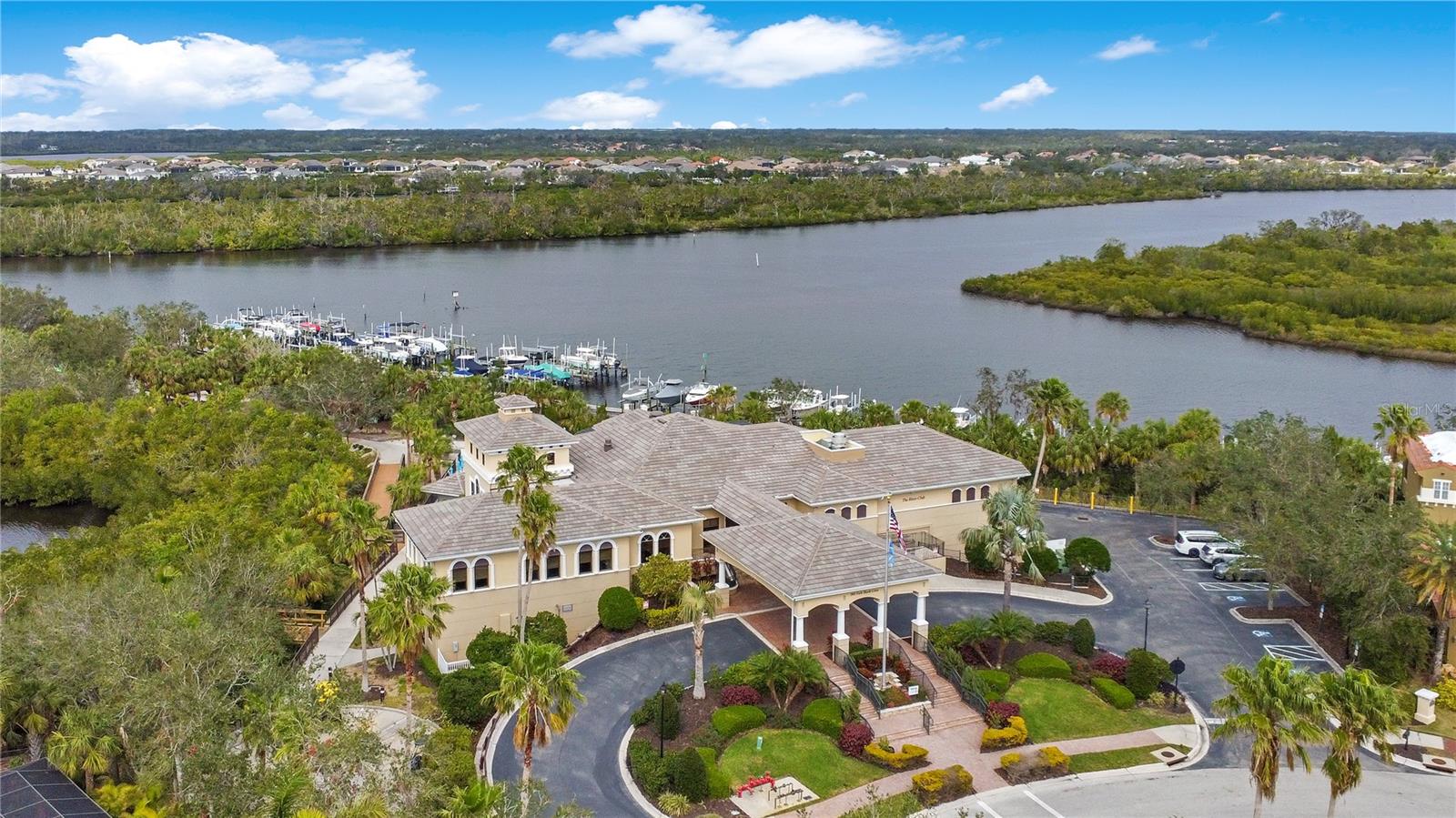 WATERLEFE GOLF AND RIVER CLUB - Residential