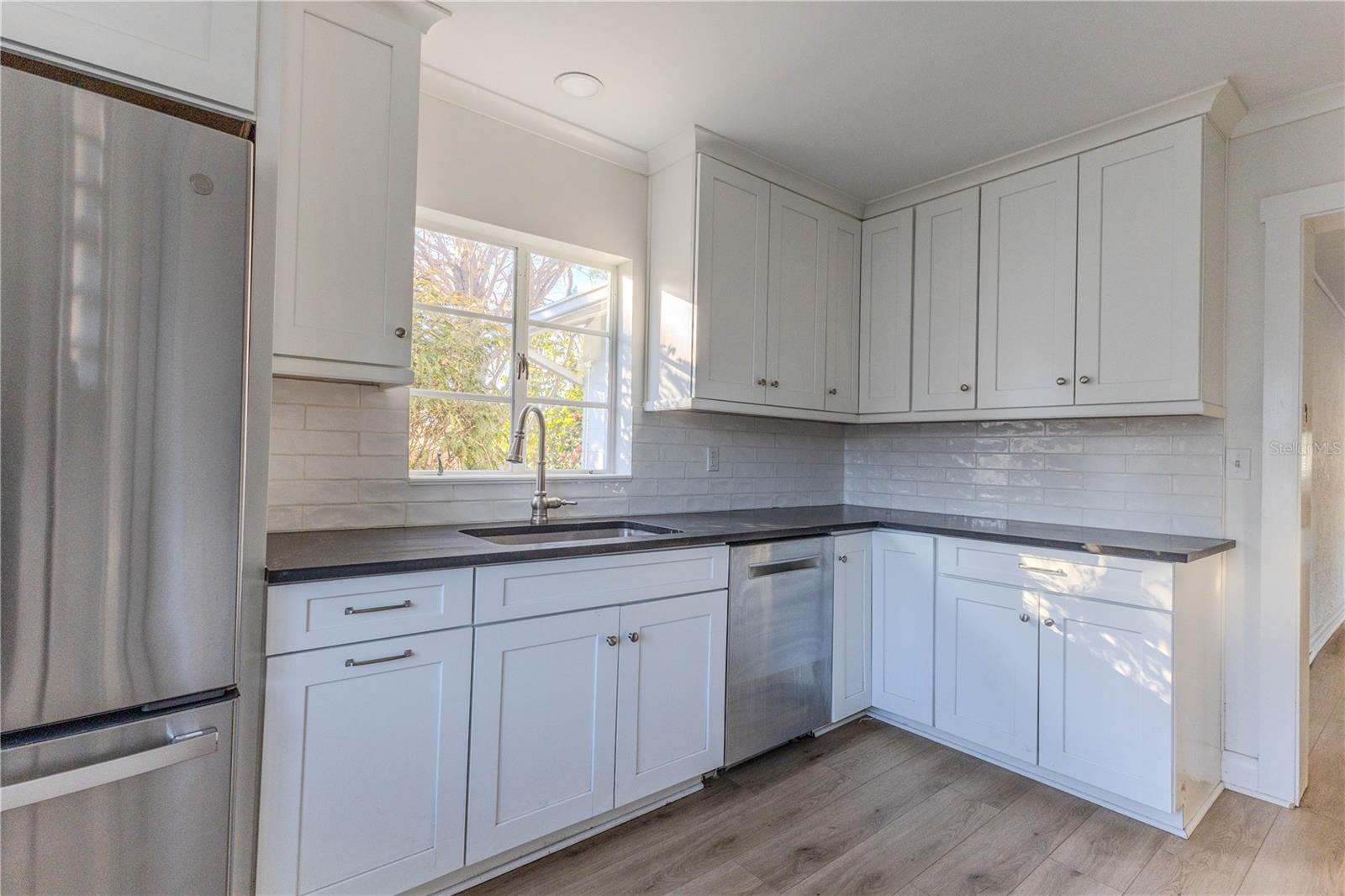 116 23RD STREET W