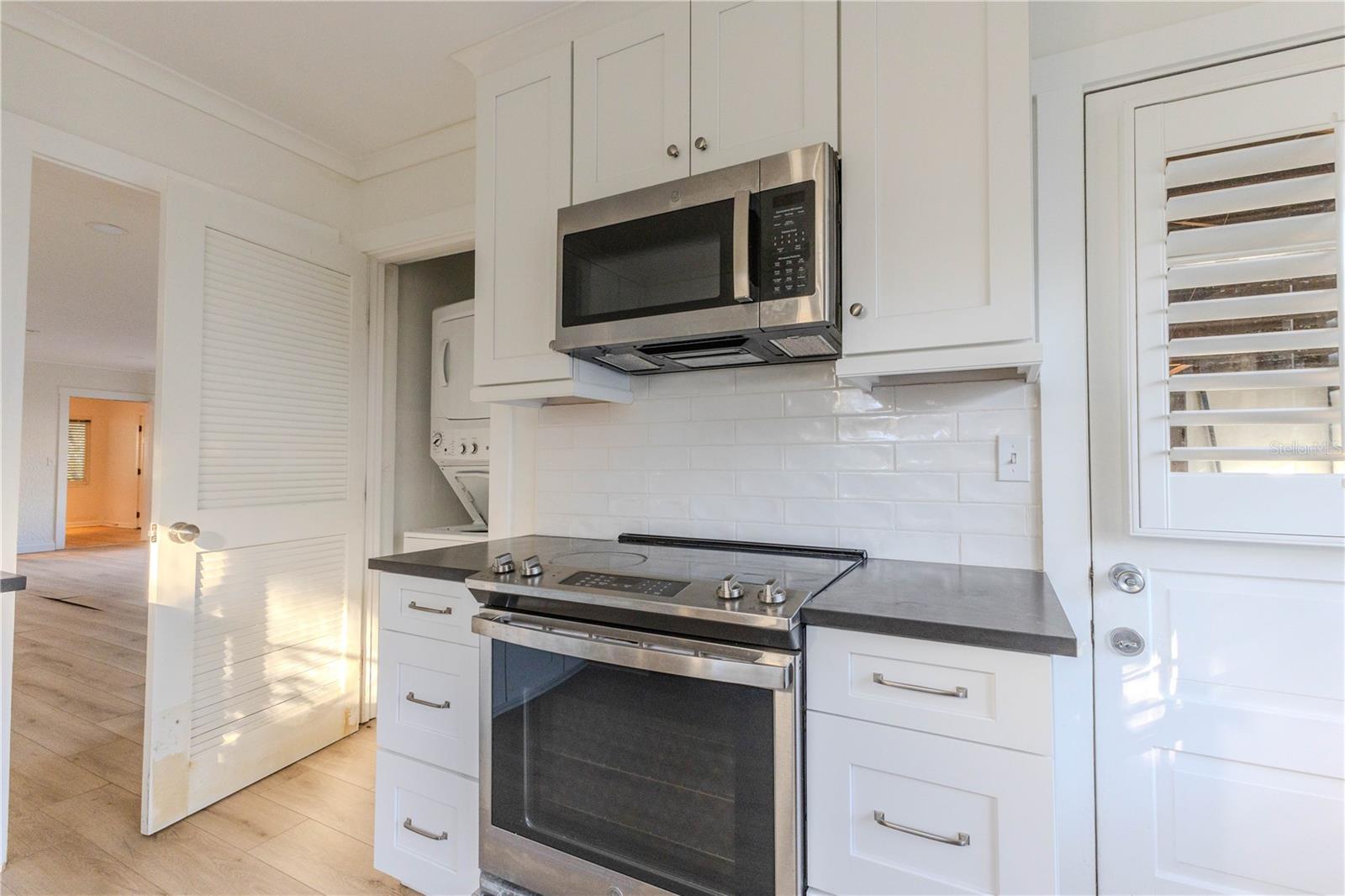 116 23RD STREET W