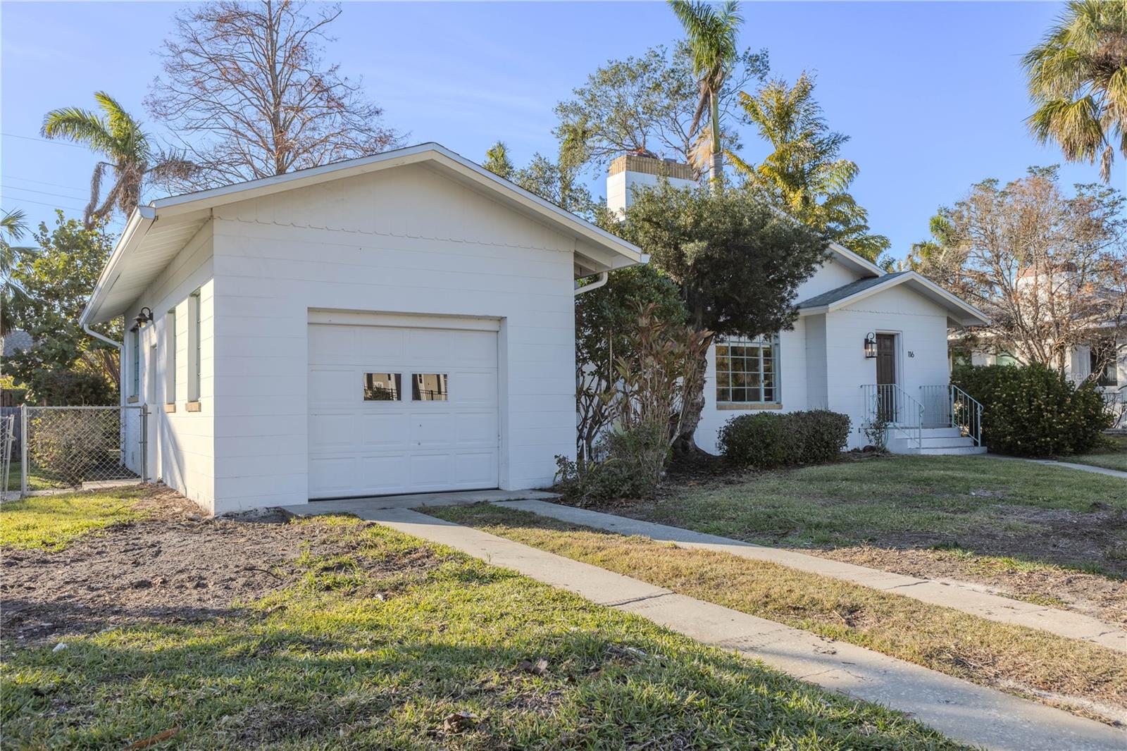 116 23RD STREET W