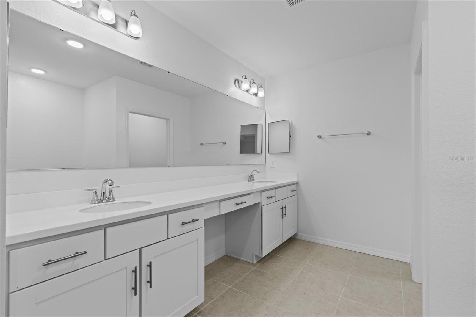 NORTH BROOK PH 1 - Residential