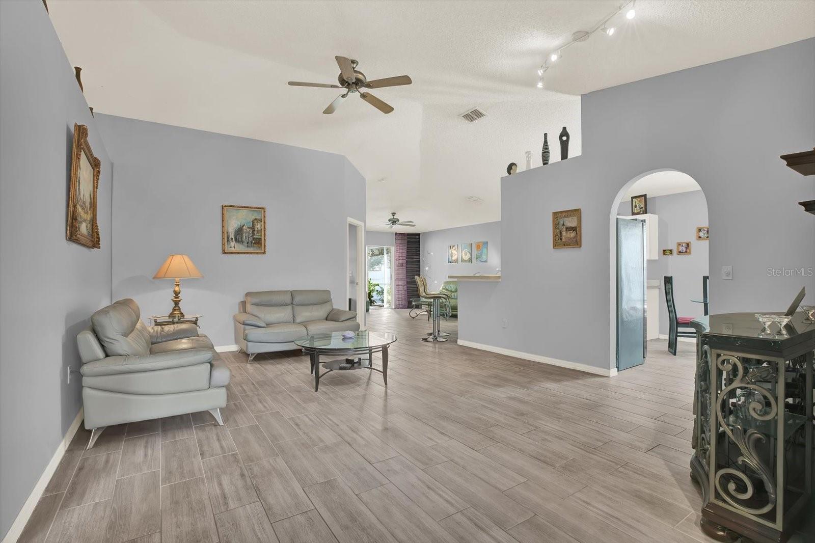 VILLAGES OF LAKE ST CHARLES PH - Residential