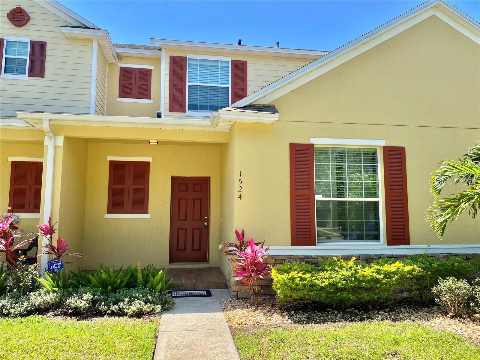 Don't miss this opportunity to live in this Prime Central Florida Location with great amenities, Beacon Park. Spacious and immaculate 3 bedroom, 2.5 bath townhome with wide-plank wood laminate floors, fresh paint throughout, tile in wet areas. The Master Suite has a walk-in closet, a double-sink vanity and a garden tub/shower. Includes Washer/dryer, from the kitchen, you have access to a covered patio area where you can enjoy the outdoors. There is also an attached 2-car garage with built-in shelves in the rear of the property. A community pool and playground are on-site for the residents to enjoy. Minutes from Lake Nona Medical City, Easy access to all the attractions, plenty of shopping centers and Restaurants. 15 mins away from the MCO airport, amazing LOCATION!!
