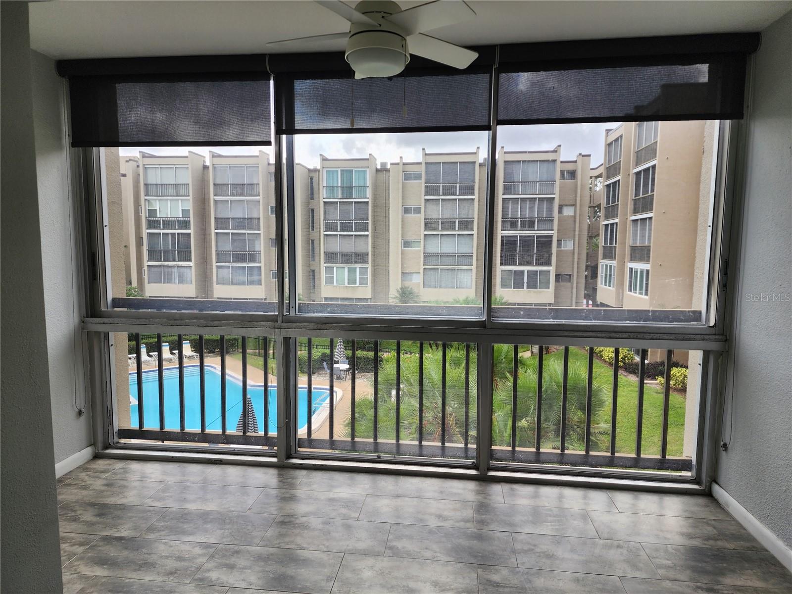 SUNSHINE TOWERS APT RESIDENCES - Residential