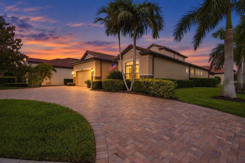 Photo of 10619 Glencorse Terrace, Bradenton, FL 34211 (MLS # A4706313)
