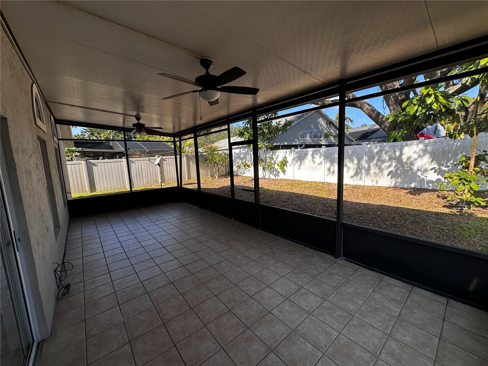 CHASE GROVES UNIT 8 - Residential Lease