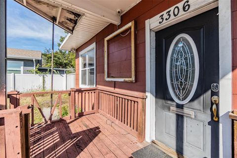 A home in TAMPA