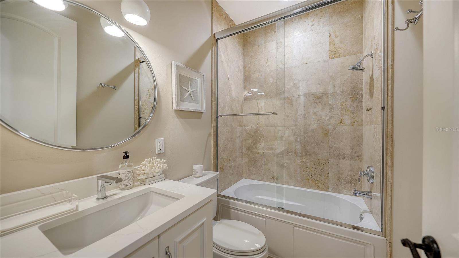 BURNS COURT VILLAS - Residential