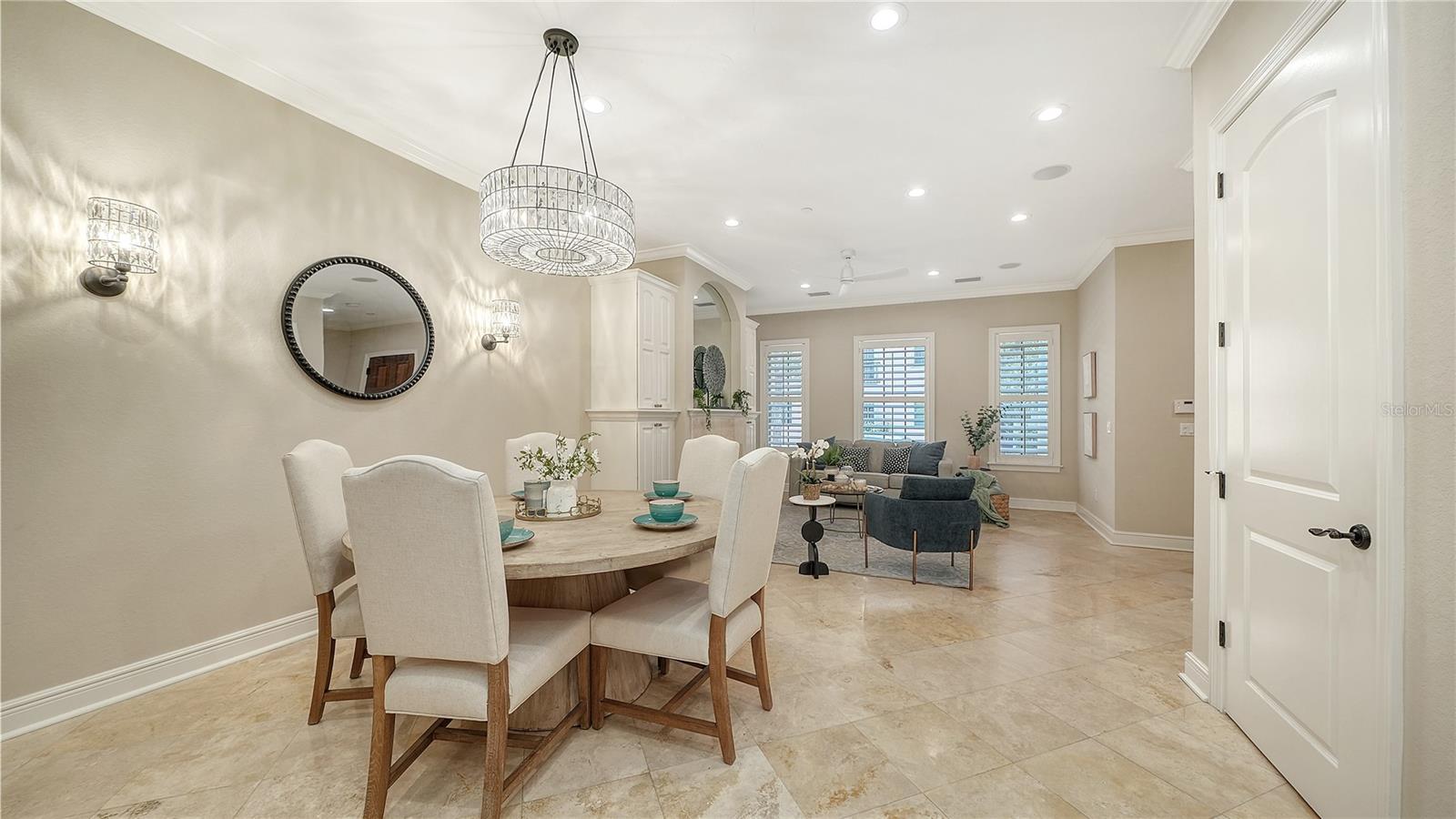 BURNS COURT VILLAS - Residential