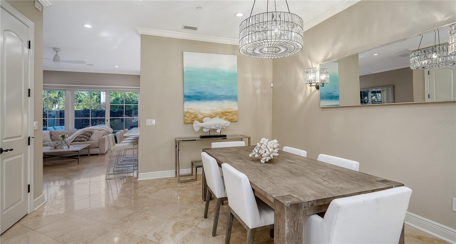 BURNS COURT VILLAS - Residential