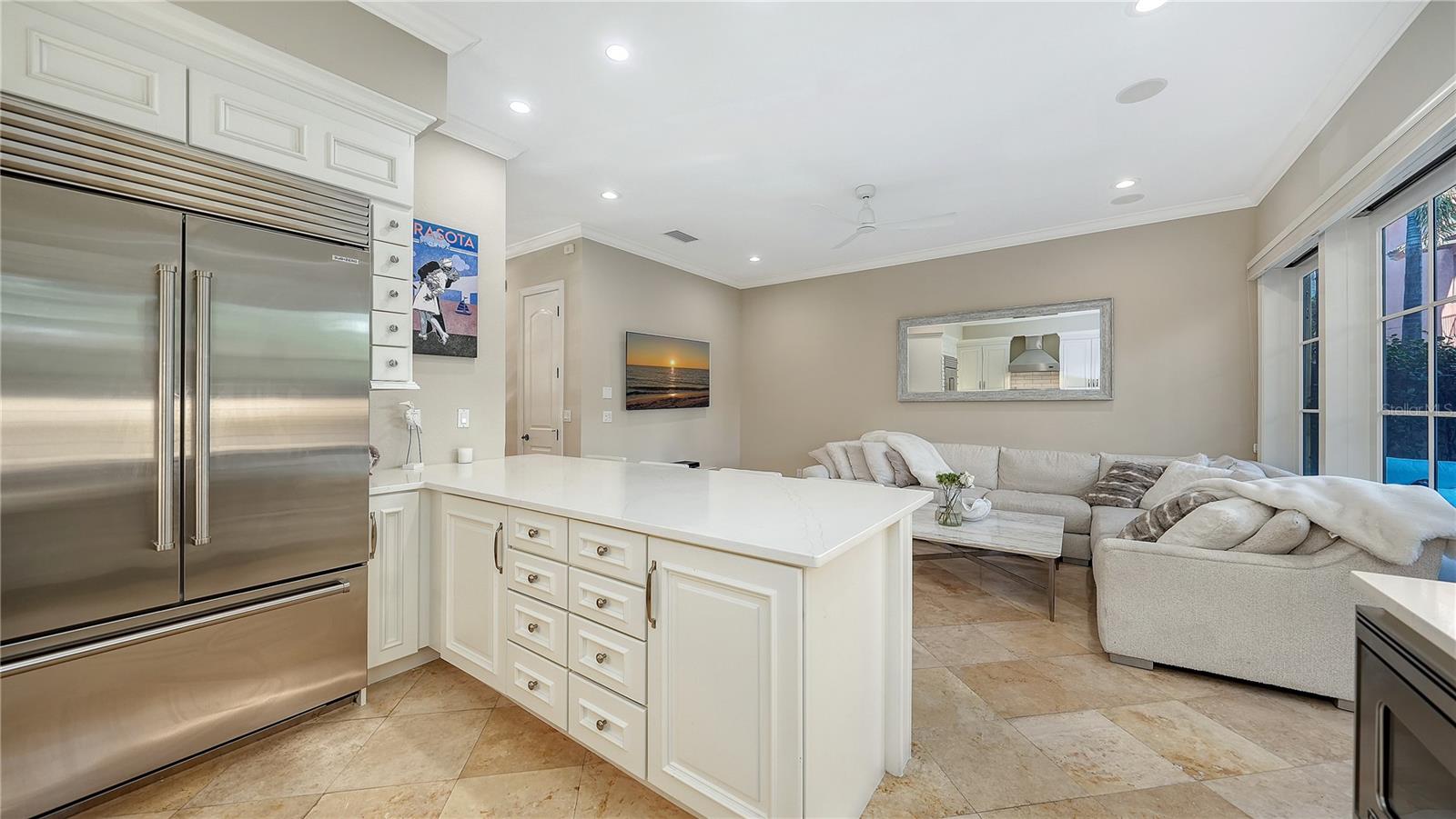 BURNS COURT VILLAS - Residential