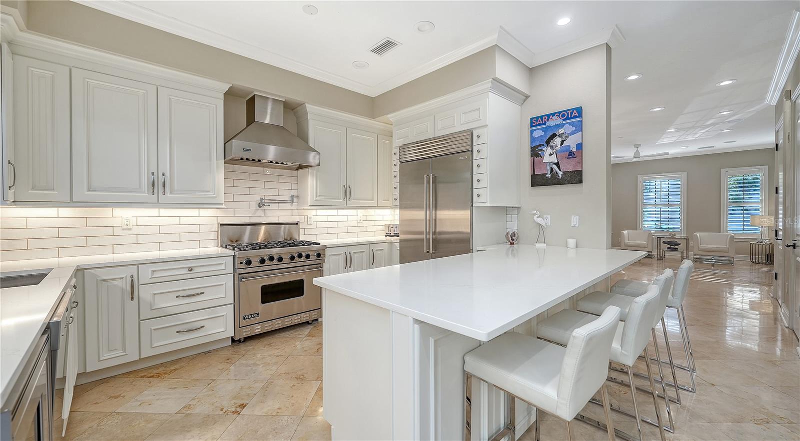 BURNS COURT VILLAS - Residential