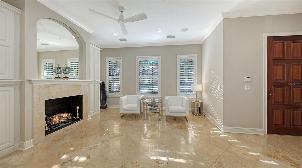 Photo of 1513 Oak Street #18, Sarasota, FL 34236 (MLS # A4677602)