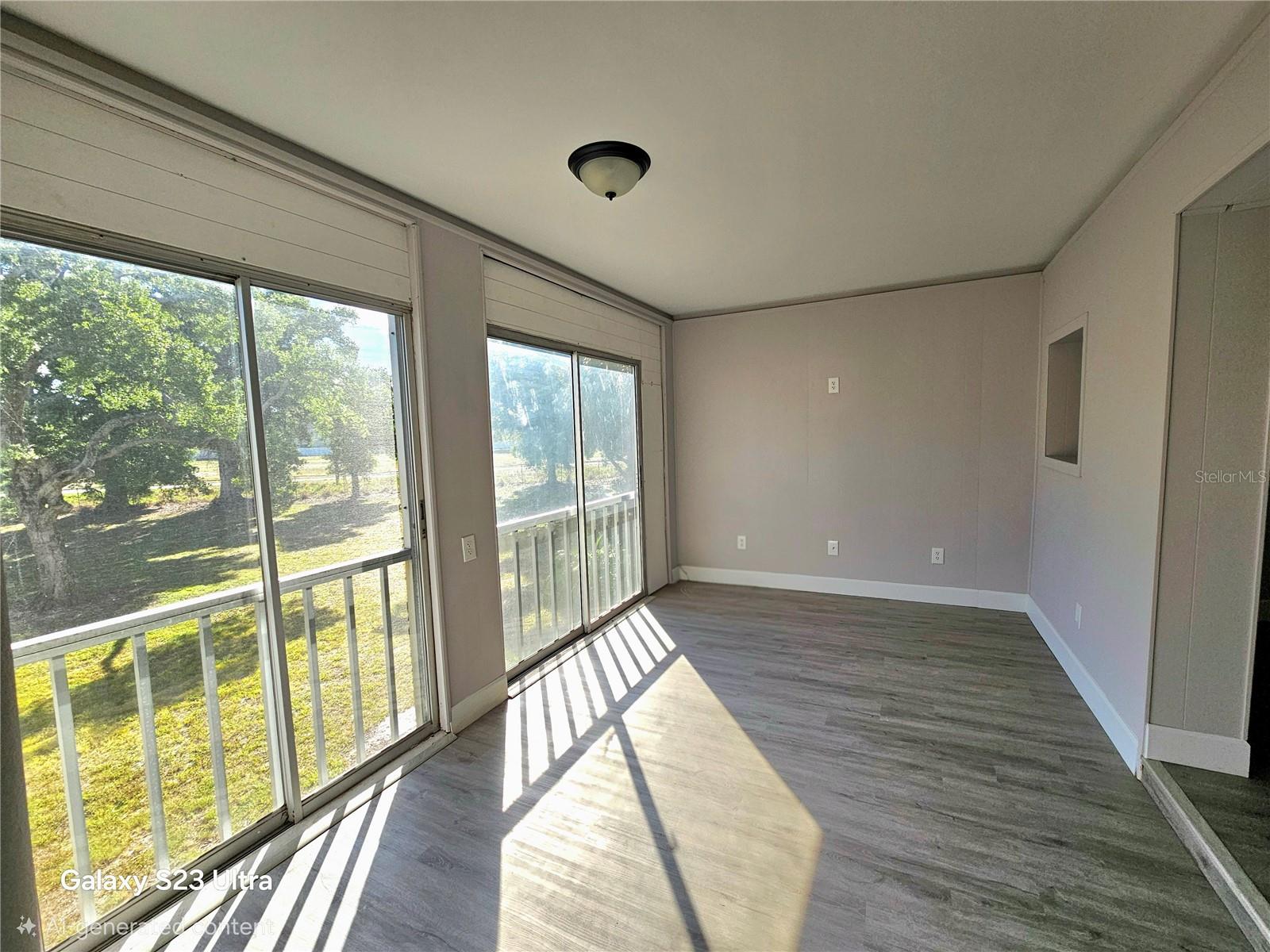 ON TOP OF THE WORLD - Residential