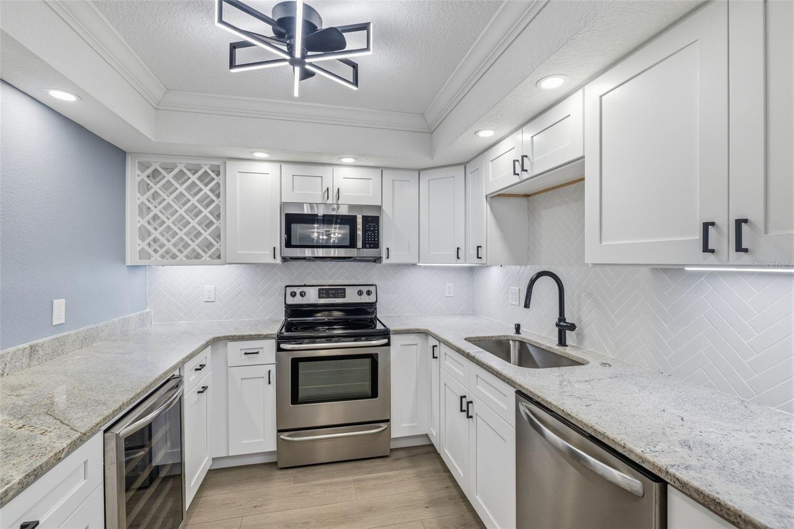 SEAPOINTE TERRACE CONDO - Residential