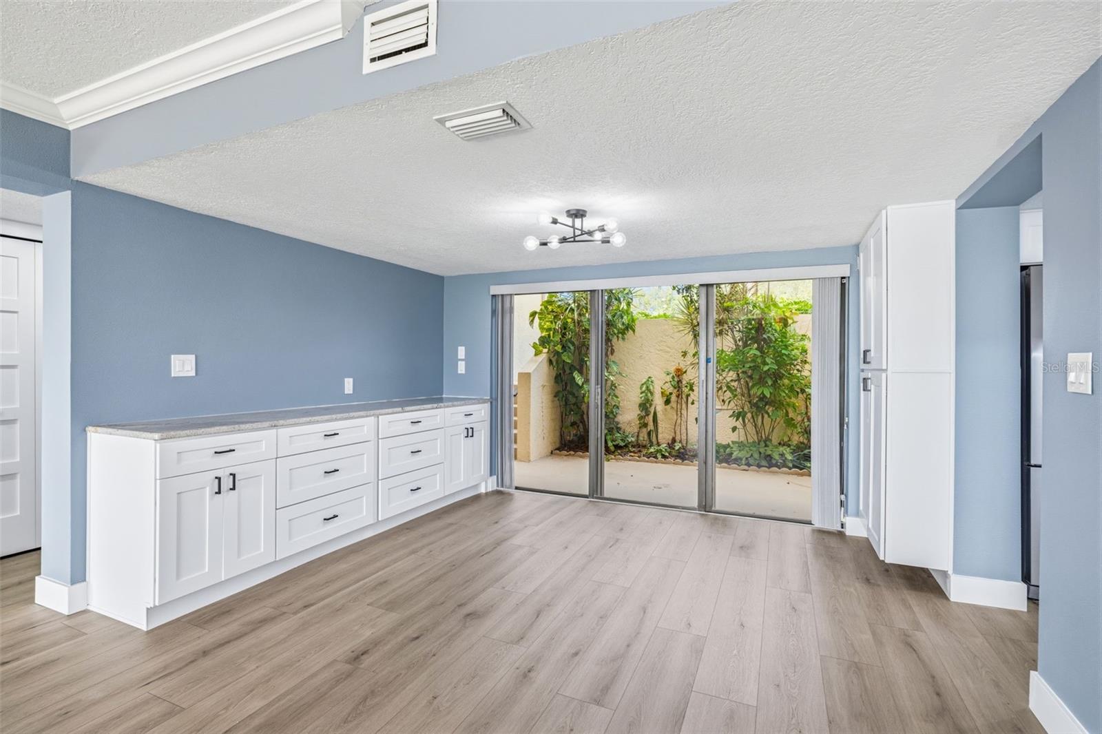 SEAPOINTE TERRACE CONDO - Residential