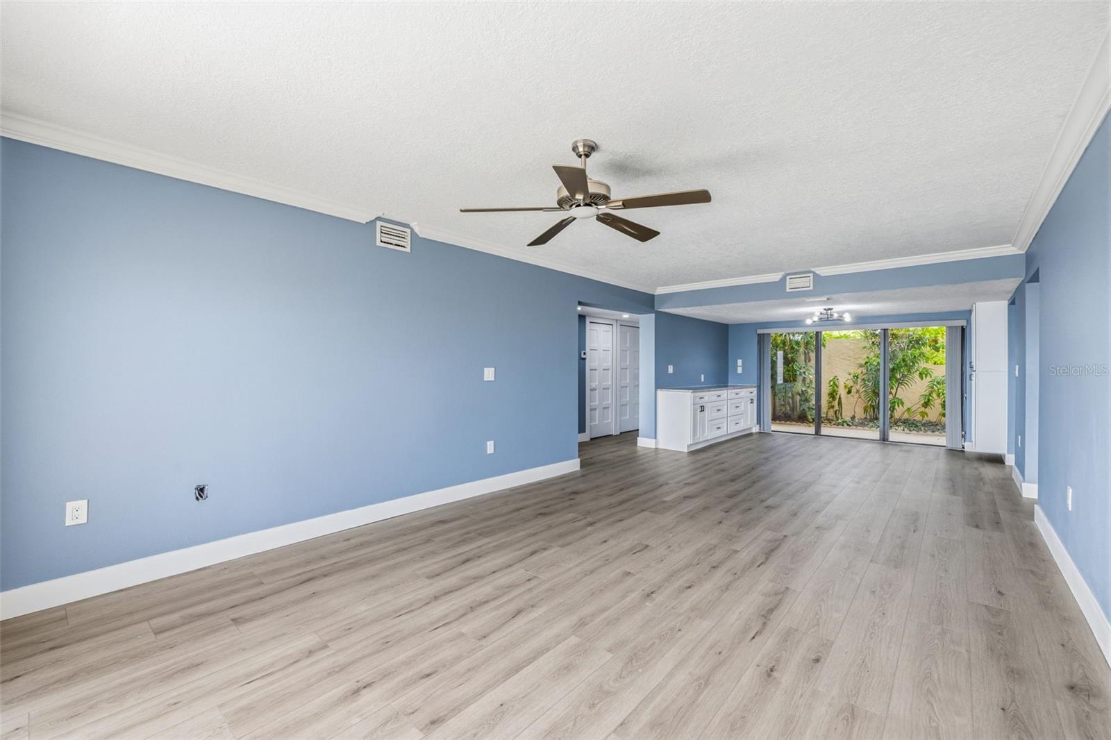 SEAPOINTE TERRACE CONDO - Residential