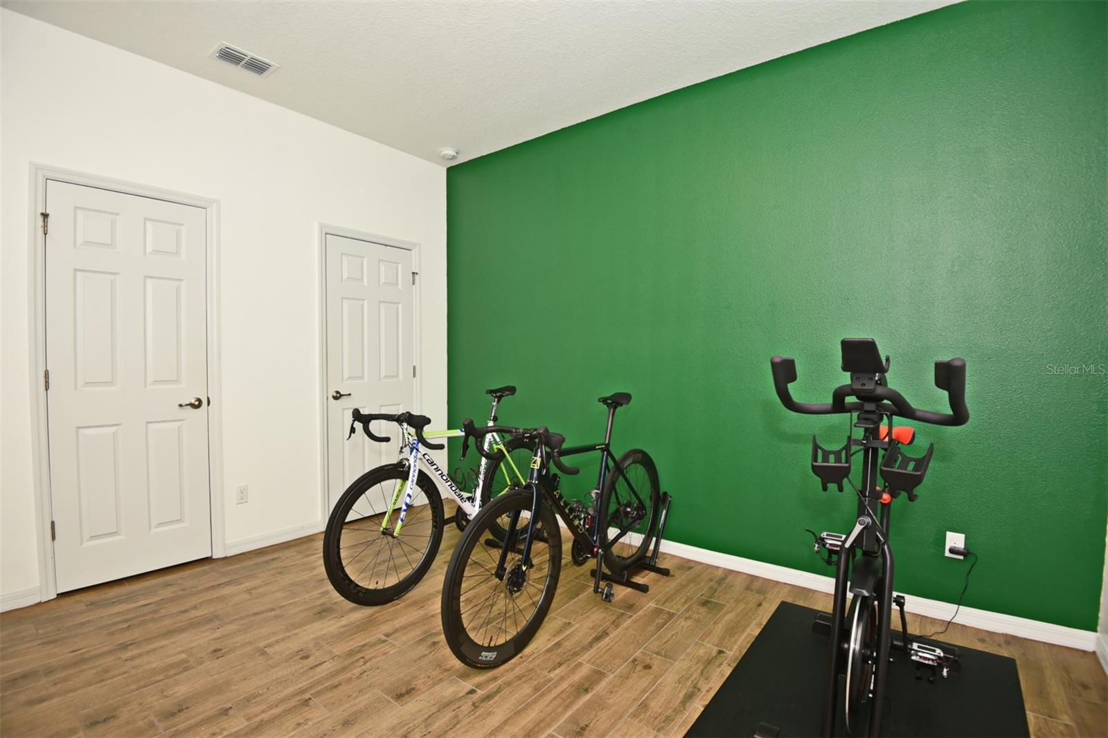 WINTER SPGS VILLAGE PH 1 - Residential