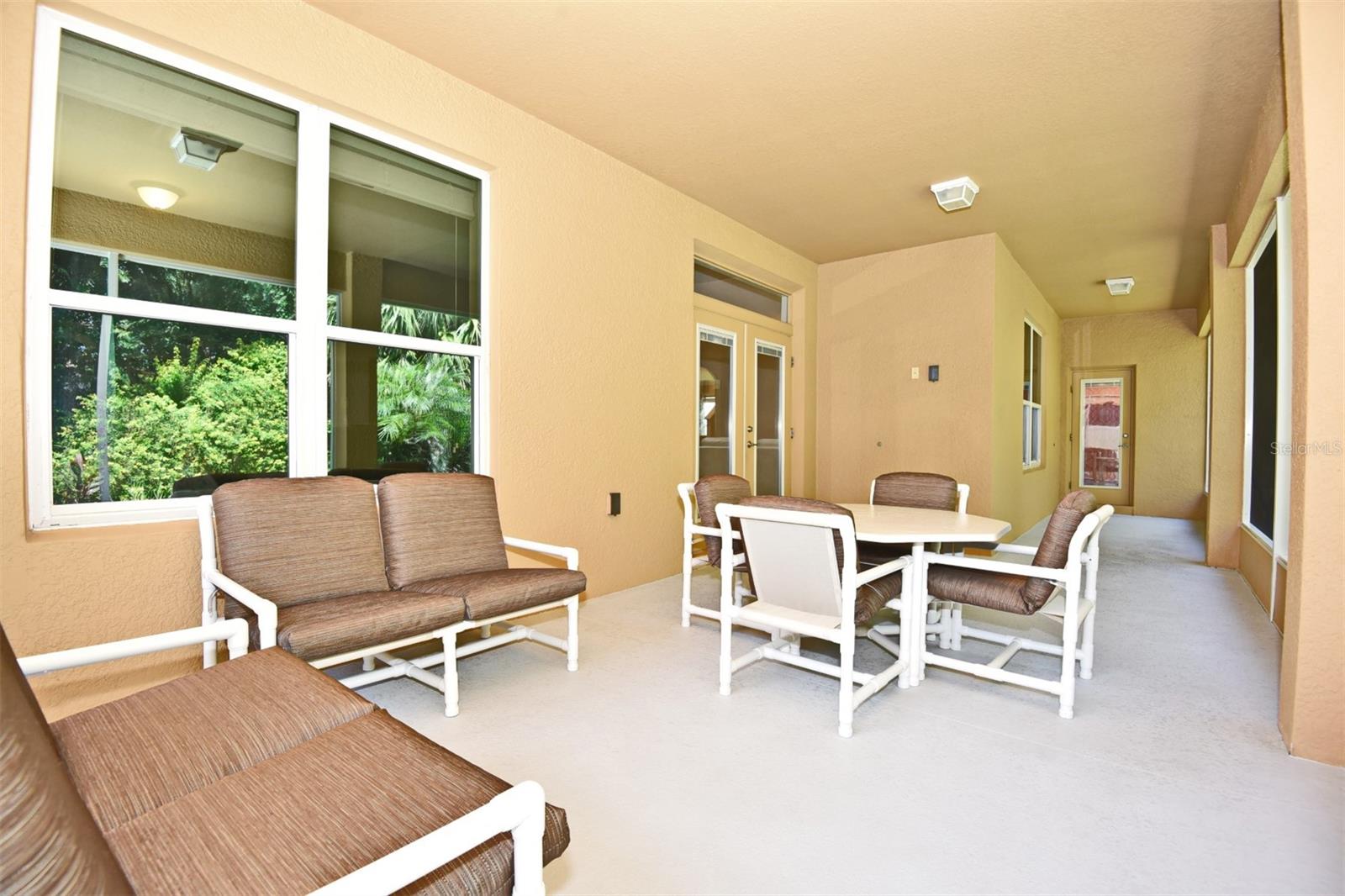 WINTER SPGS VILLAGE PH 1 - Residential