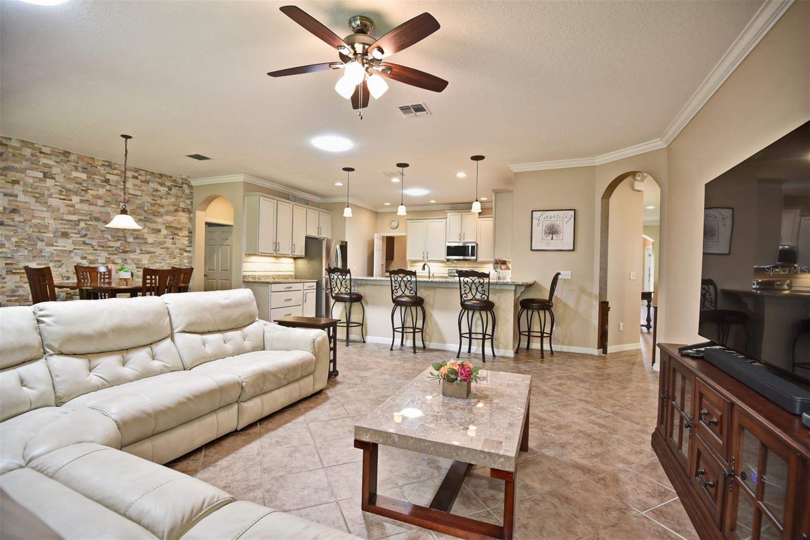 WINTER SPGS VILLAGE PH 1 - Residential