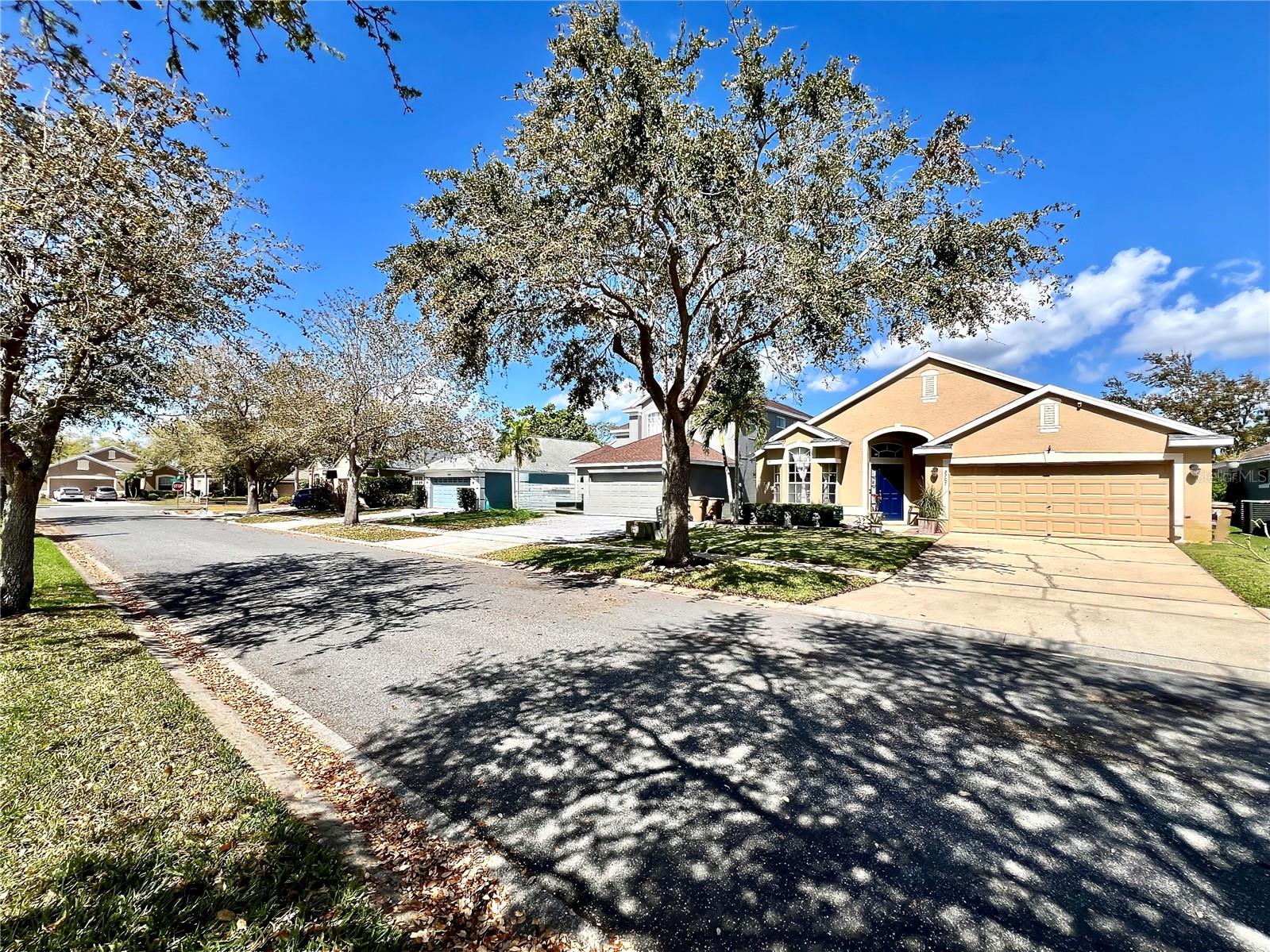 2707 BARNSLEY LANE