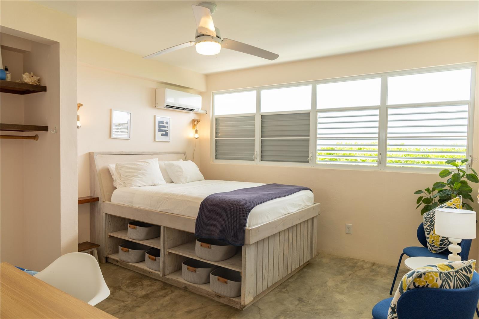 BRAVOS DE BOSTON - Residential