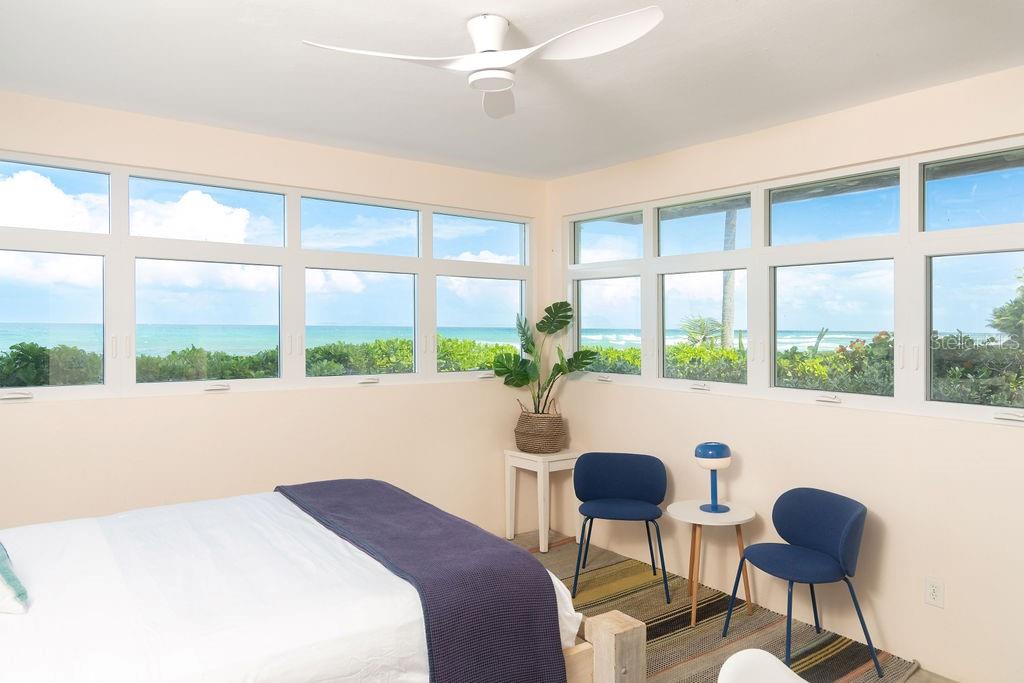 BRAVOS DE BOSTON - Residential