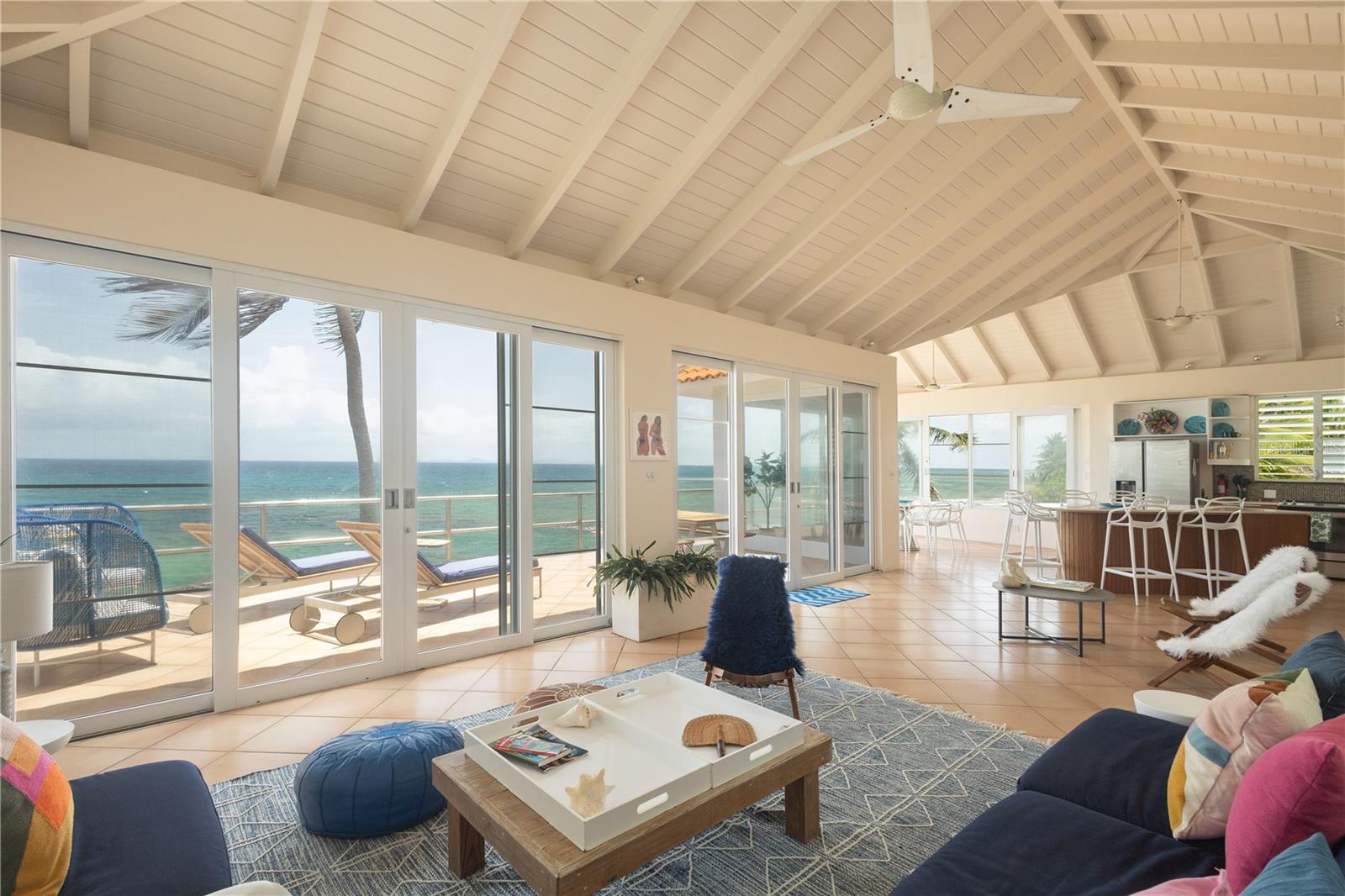 BRAVOS DE BOSTON - Residential