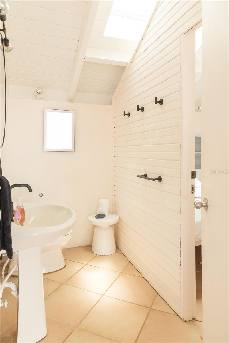 BRAVOS DE BOSTON - Residential