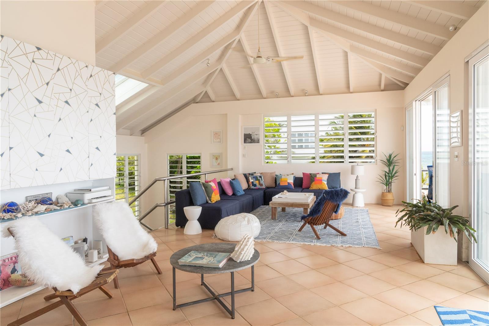 BRAVOS DE BOSTON - Residential