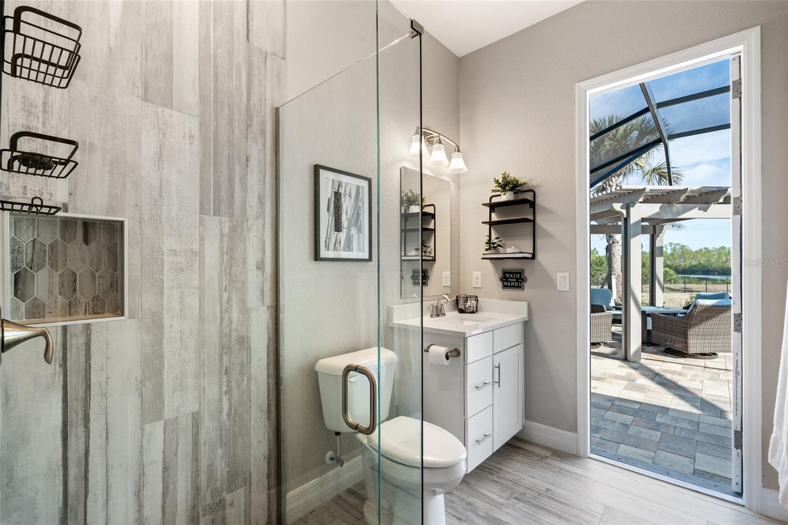 HARBOR WEST - Residential