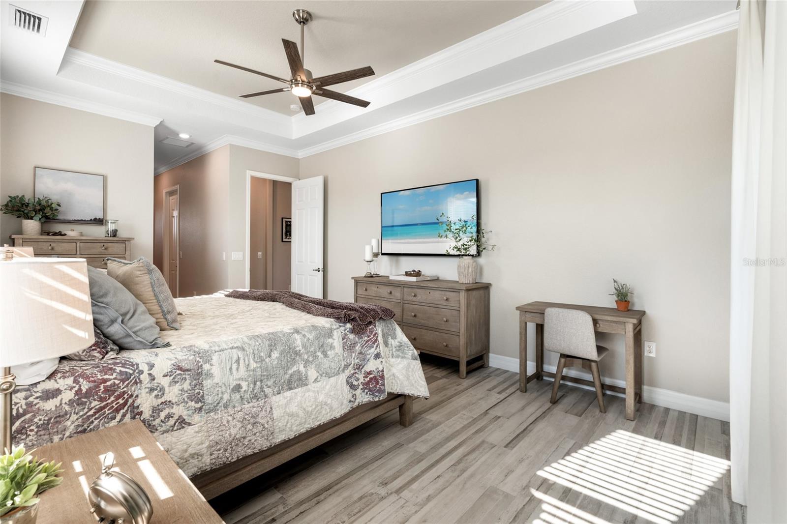 HARBOR WEST - Residential
