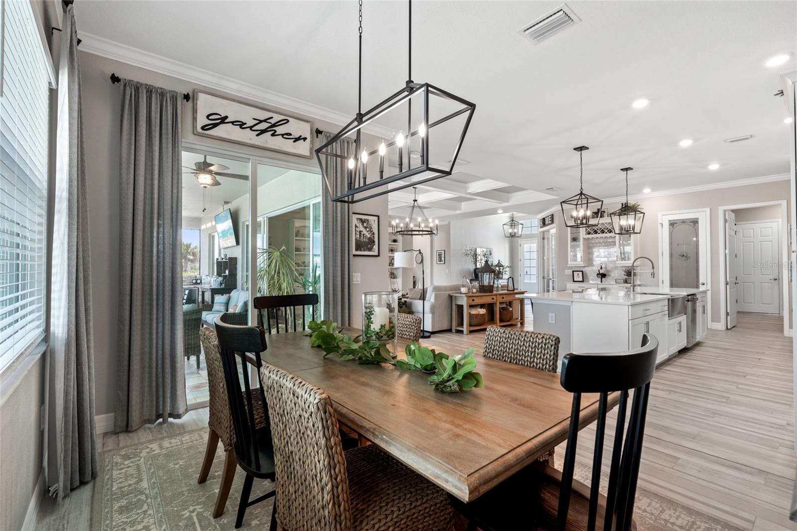 HARBOR WEST - Residential