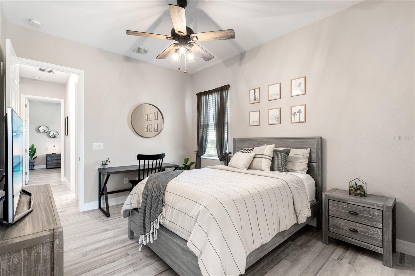 HARBOR WEST - Residential