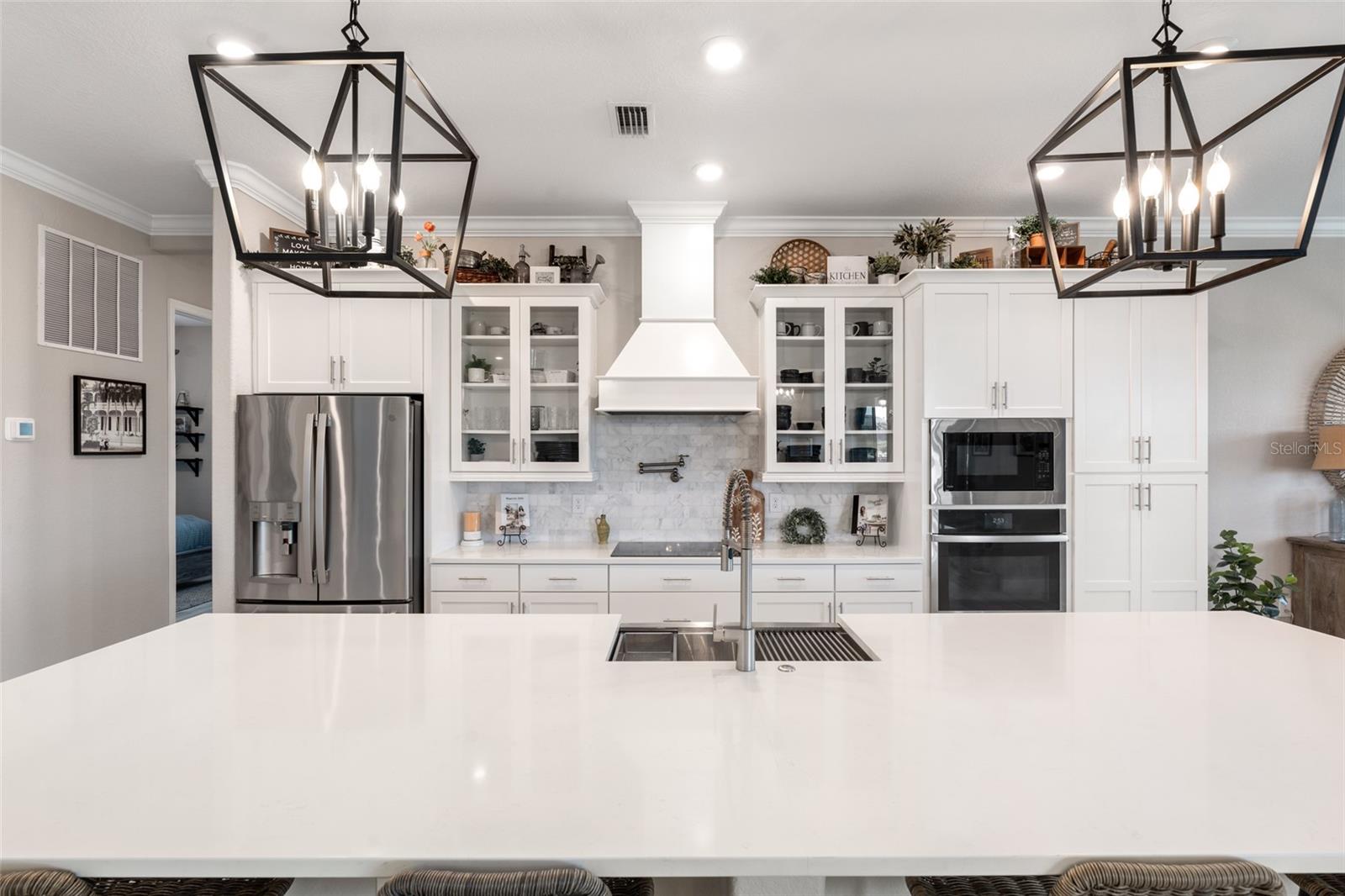 HARBOR WEST - Residential