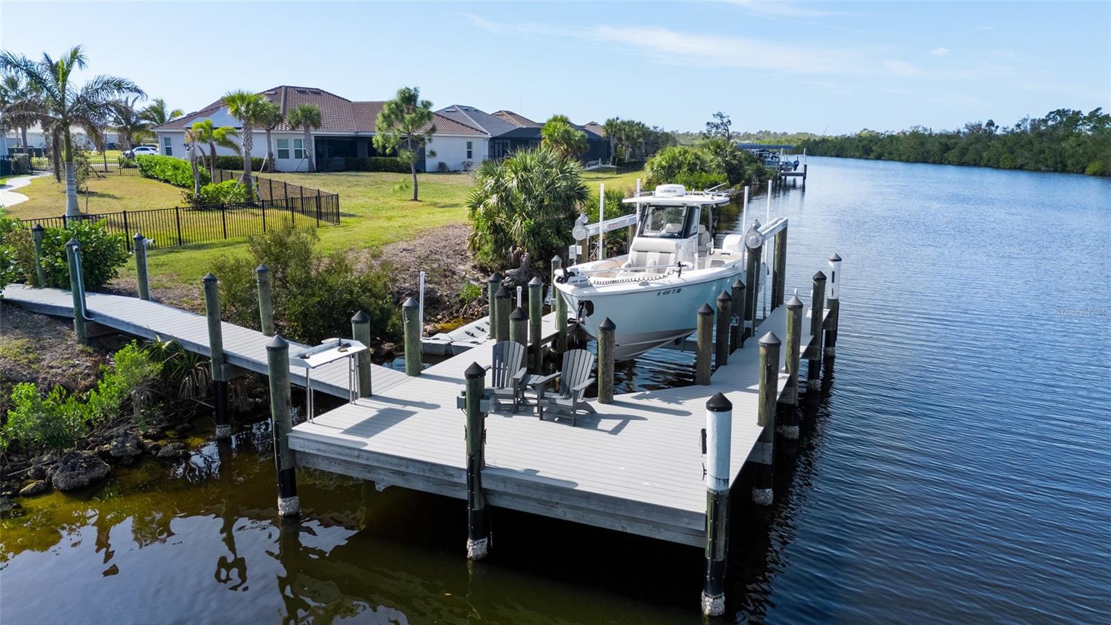 HARBOR WEST - Residential