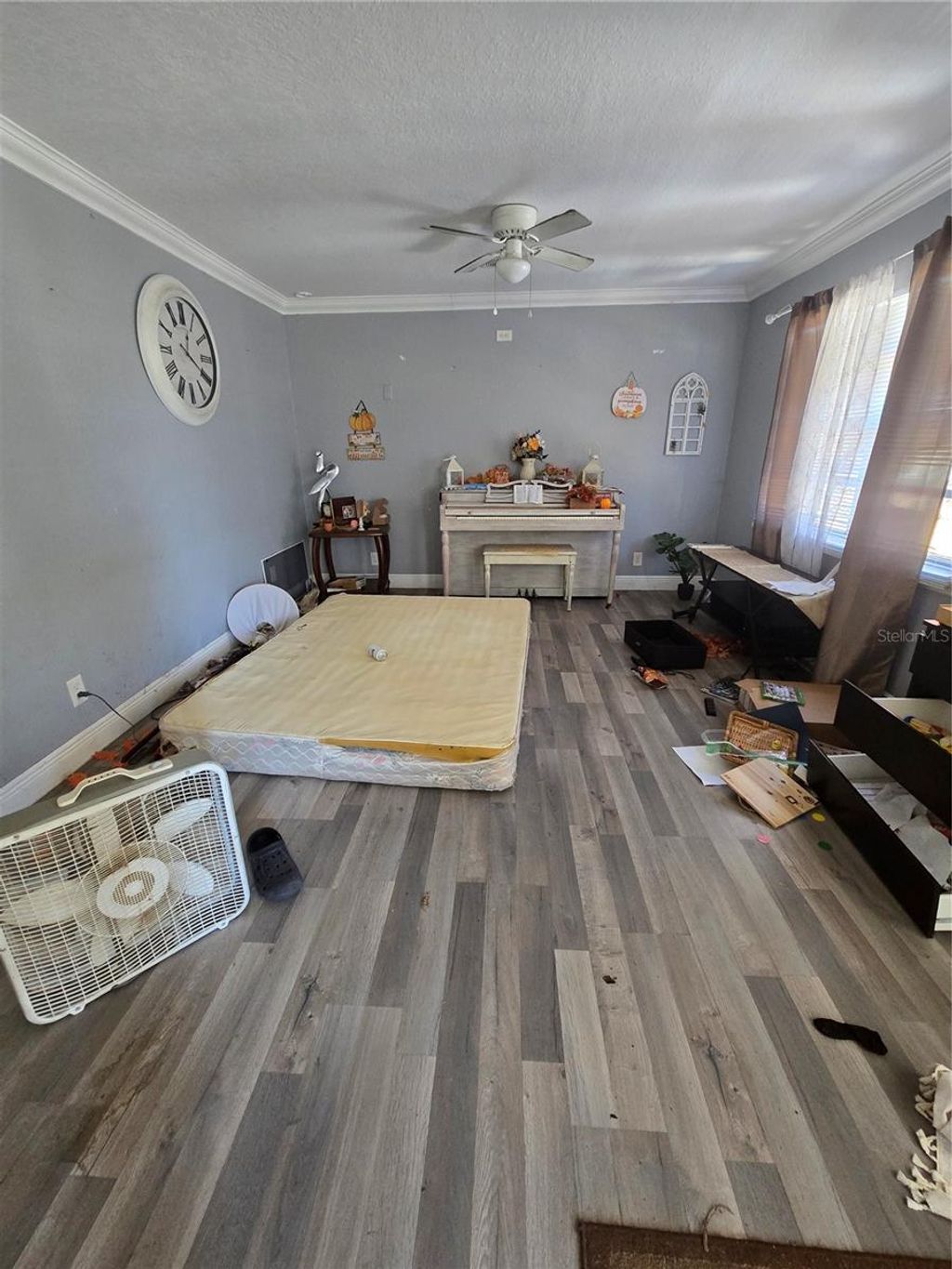 Photo of 125 Edgewater Drive, Winter Haven, FL 33881 (MLS # S5144744)