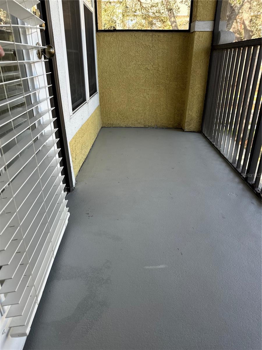 COURTNEY PALMS CONDO - Residential Lease