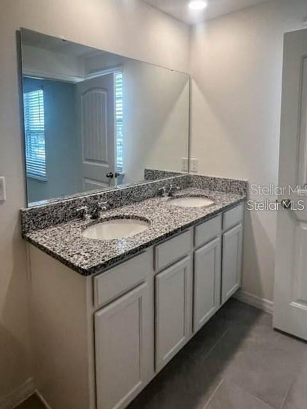 Photo of 13465 Sagestone Drive, Winter Garden, FL 34787 (MLS # O6393123)