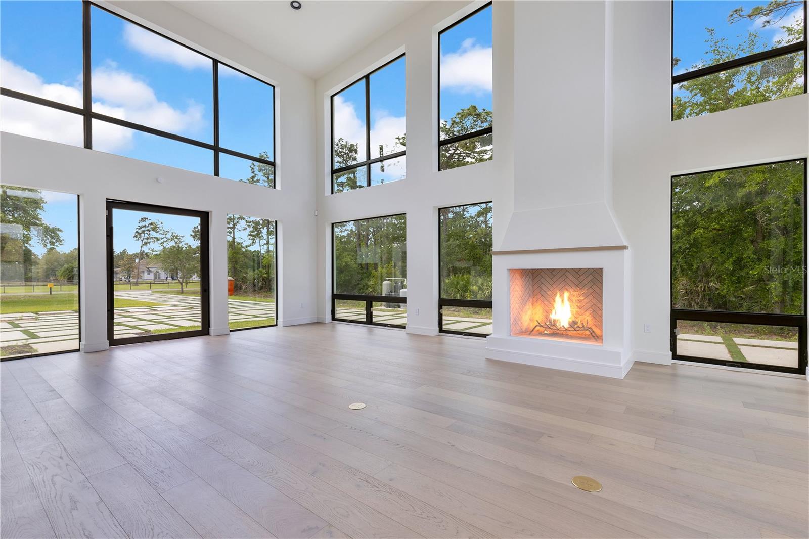 ROCKET CITYA - Residential