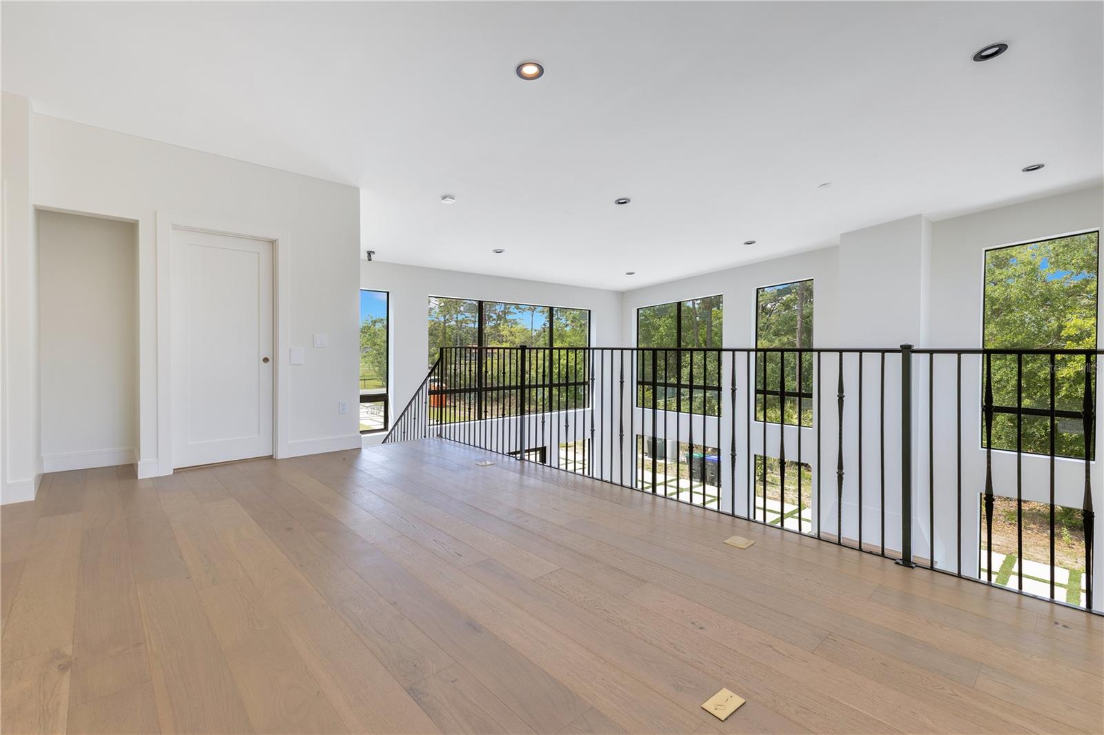 ROCKET CITYA - Residential