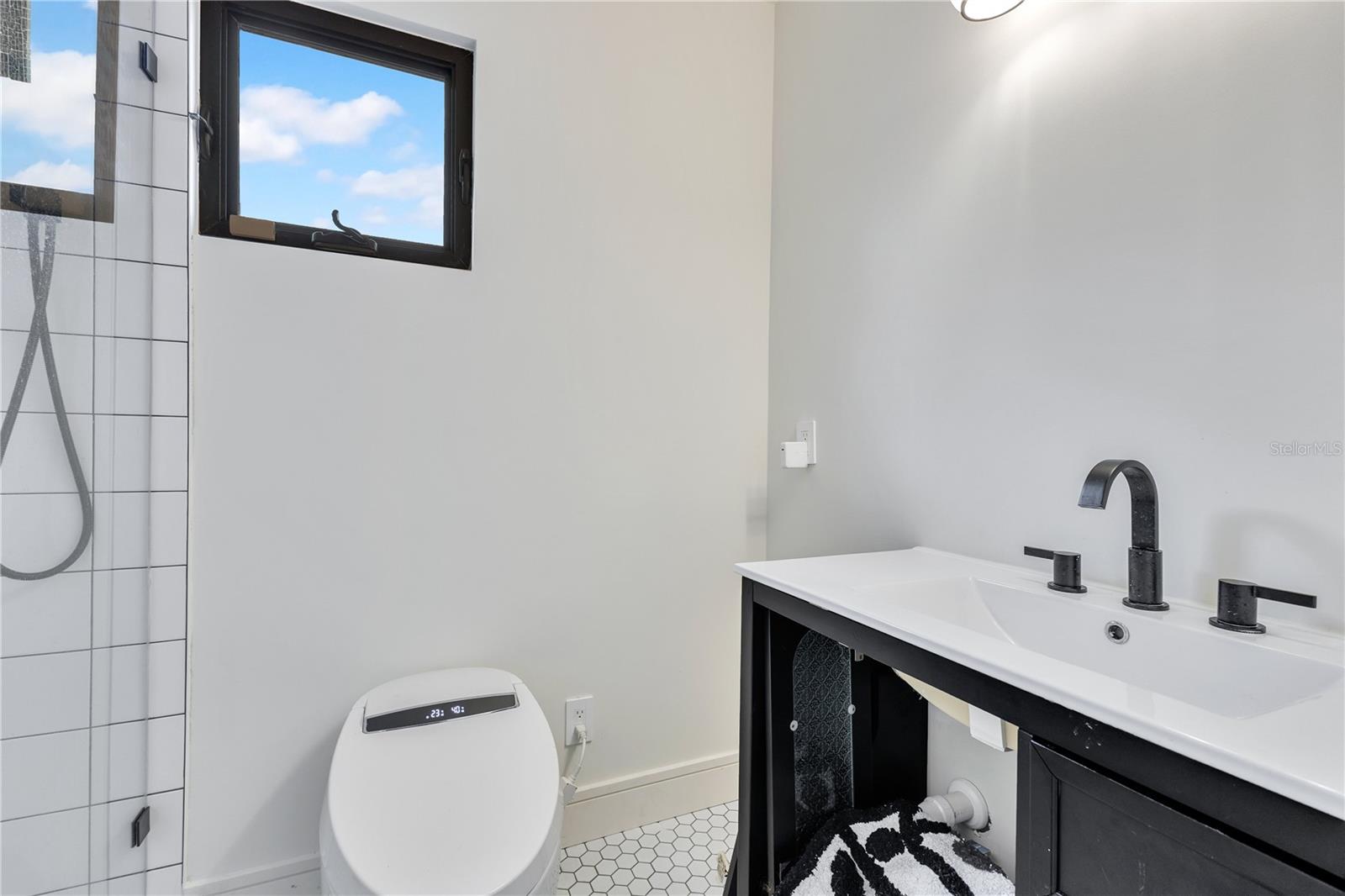 ROCKET CITYA - Residential